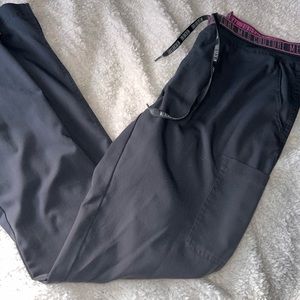 Touch by Med Couture Woman’s Ally Logo Elastic Waistband Cargo Scrub pant